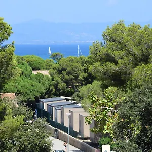 2* Campingplatz Le Mediterranee